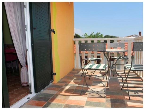 Centart Apartments Novalja Luaran gambar